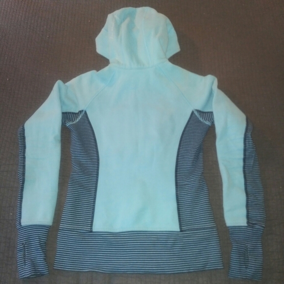 Lululemon Scuba Hoodie - Picture 2 of 6